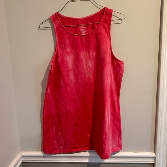 Torrid Foxy High Neck Sleeveless‎ Tank Tie Dye Pink / red size 2 - Picture 1 of 3
